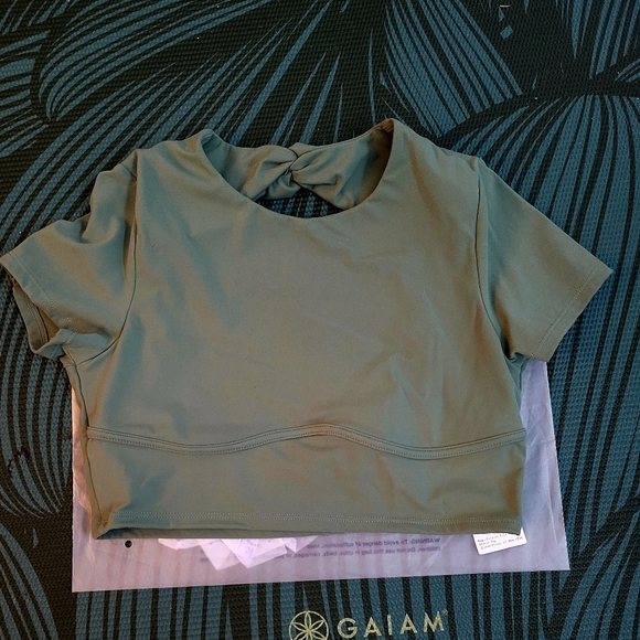 KAMO FITNESS Isla Short Sleeve Top - Picture 3 of 4